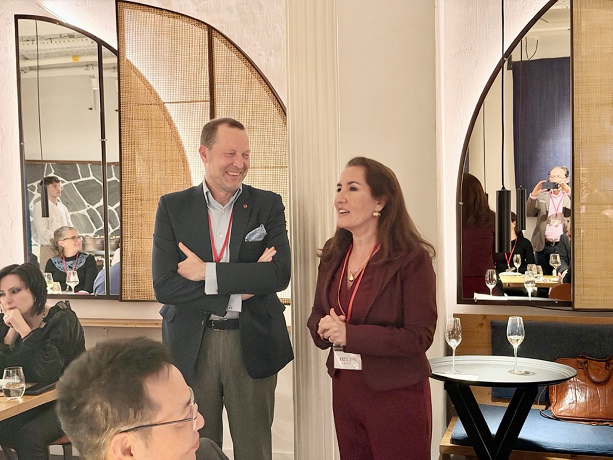 Barcelona conference photo 8